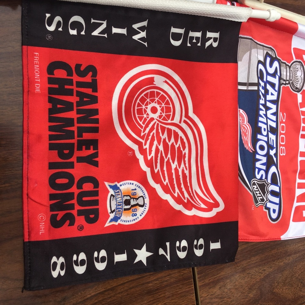 3 Detroit Red Wings car window flags Stanley cup 1997-1998-2008